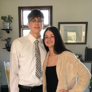 Meet your Posher, Reagan